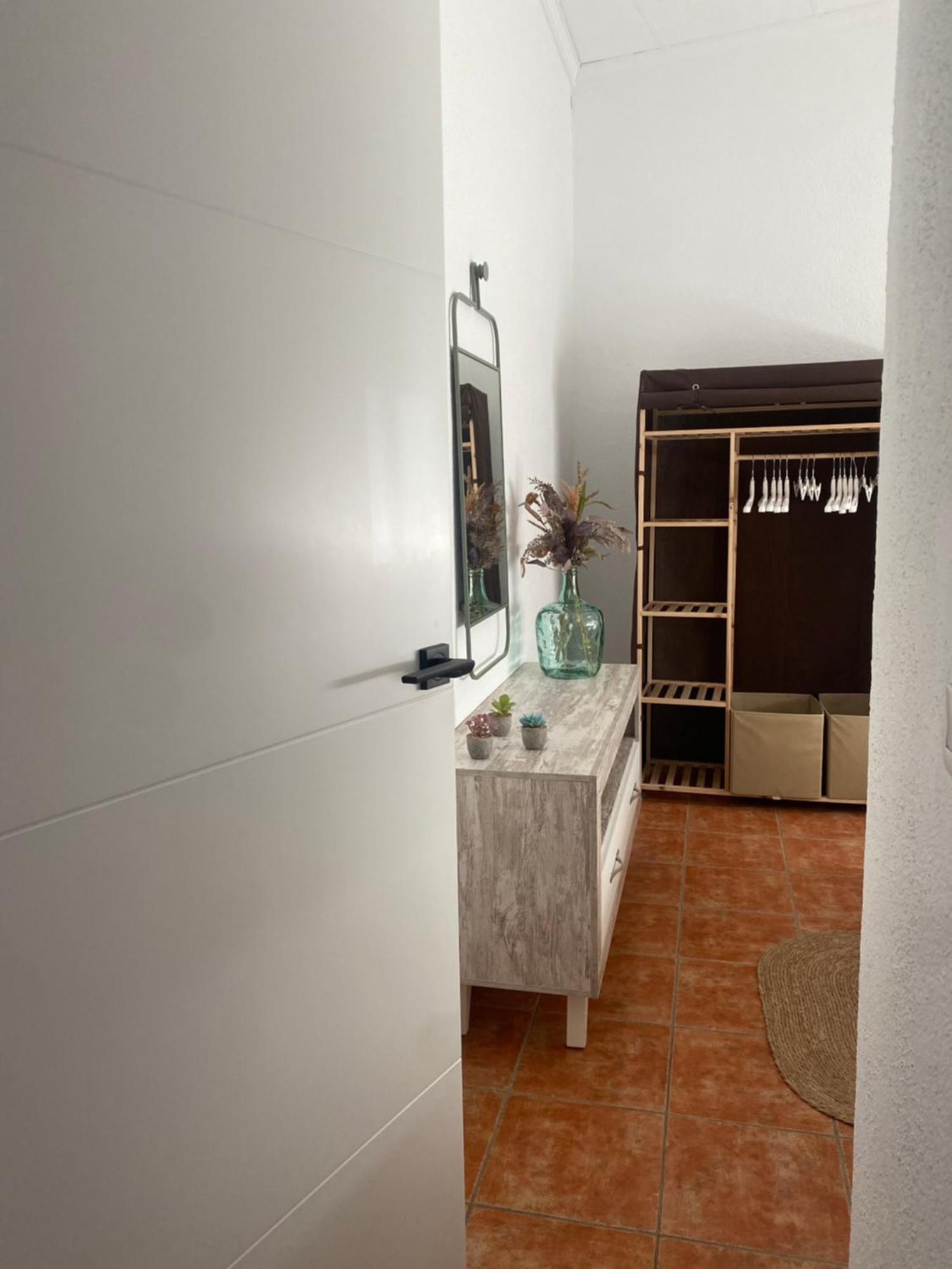 Casa Del Pez Vivienda A Pie De Calle En Agua Amarga A 250 Metros De La Playa Exterior photo